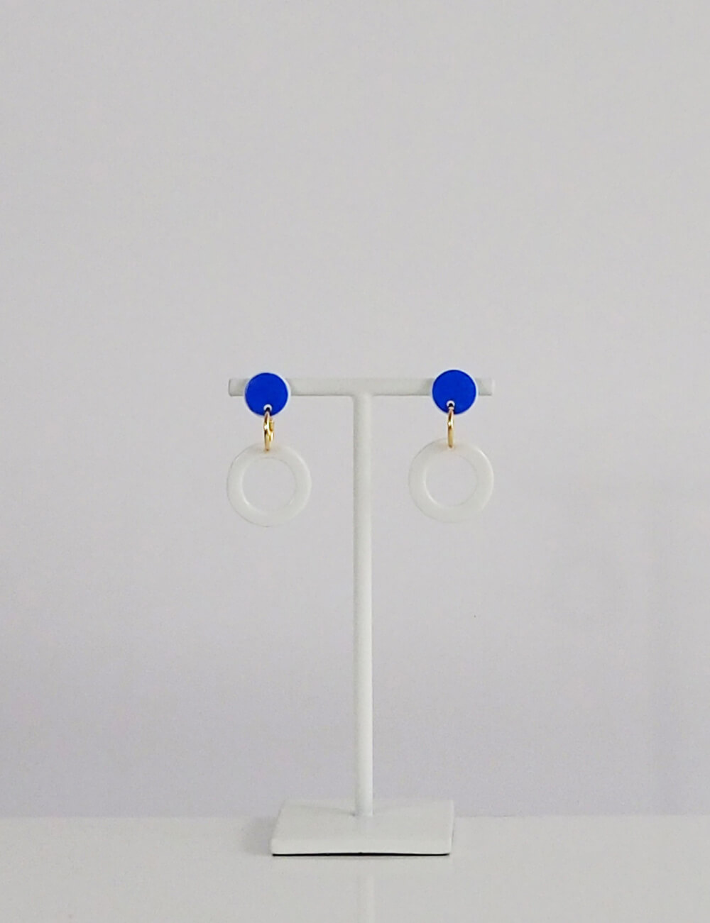 Petits anneaux bleu azur