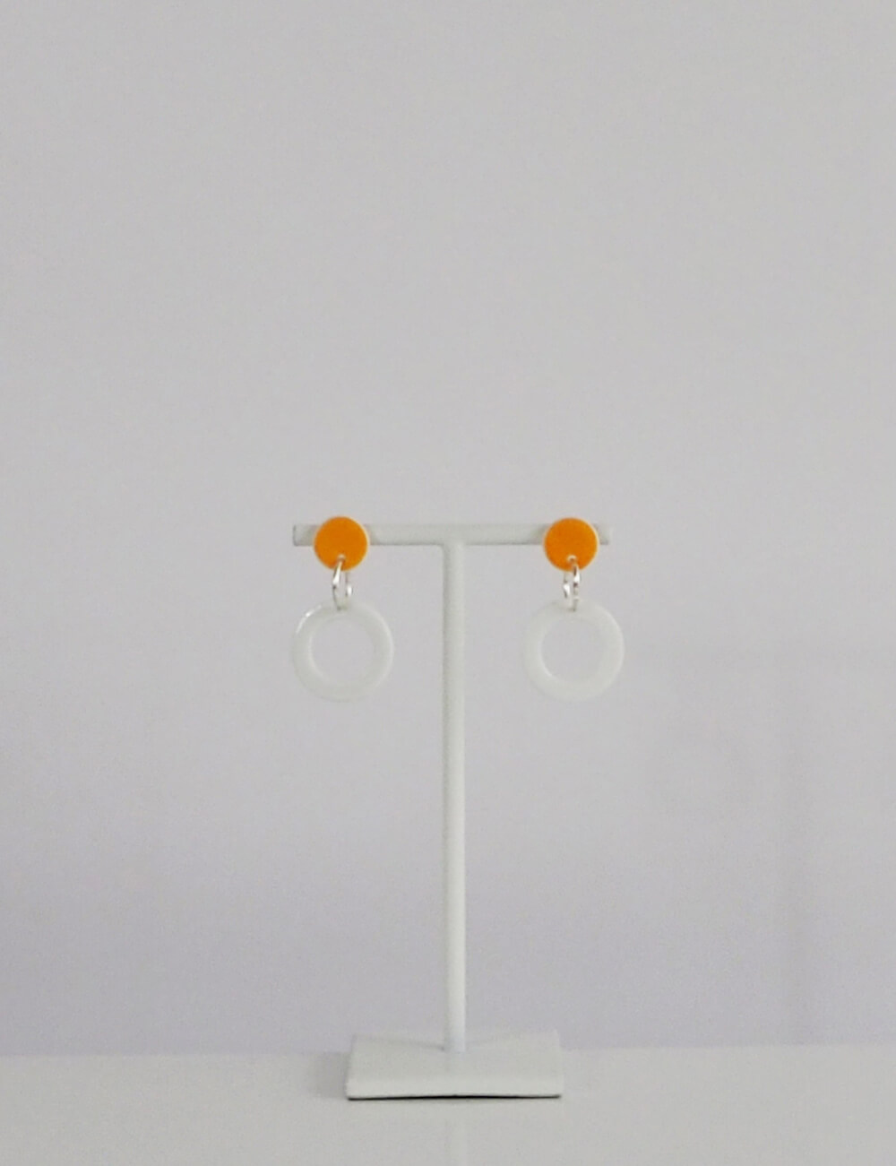 Petits anneaux jaune oranger