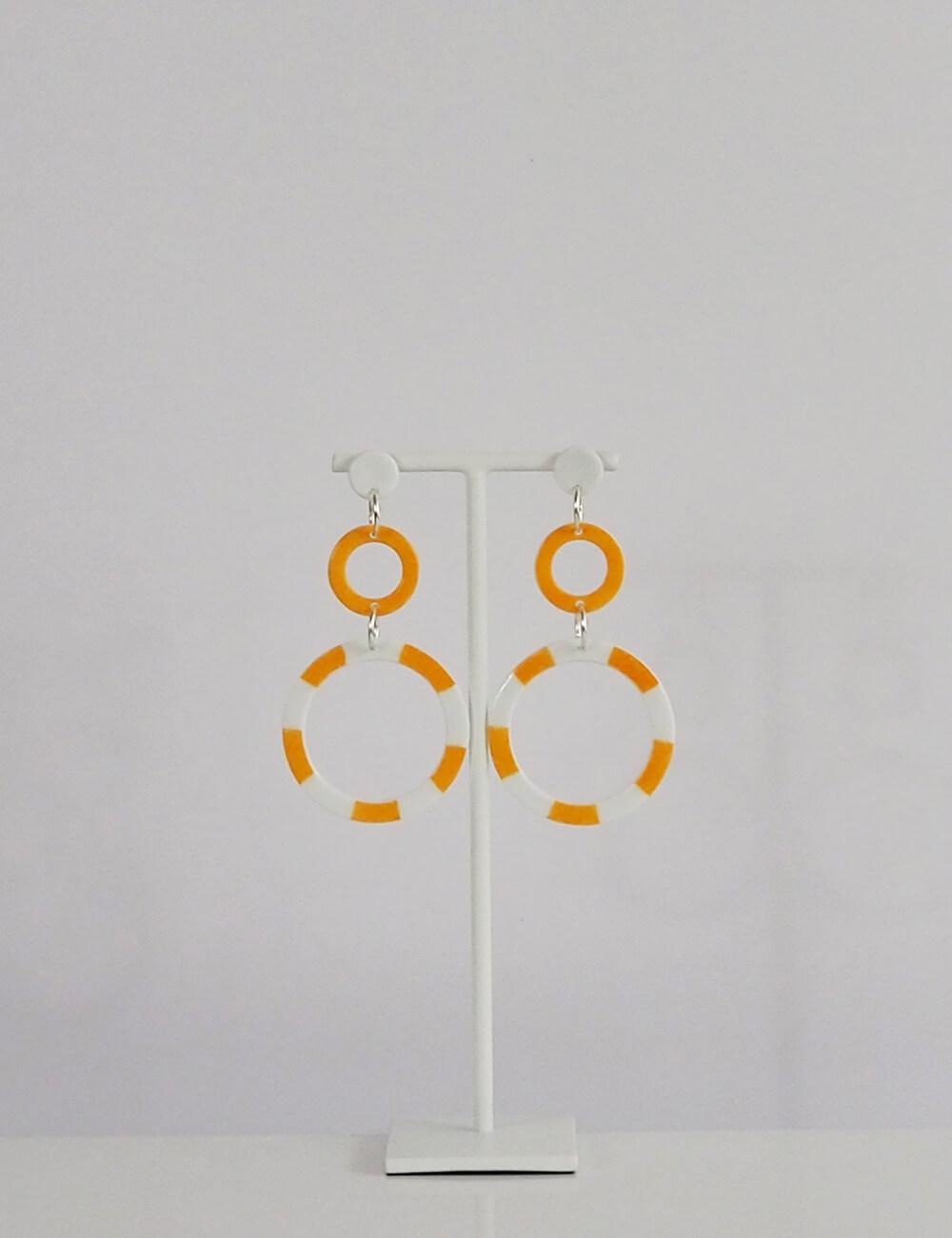 Deux anneaux jaune oranger