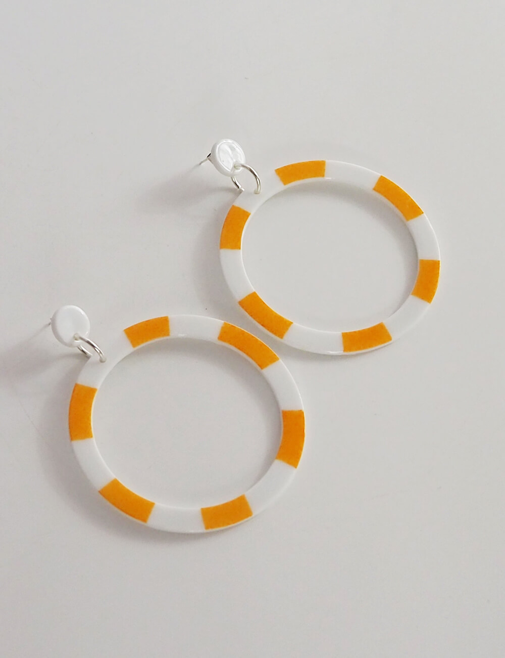 Créoles jaune oranger