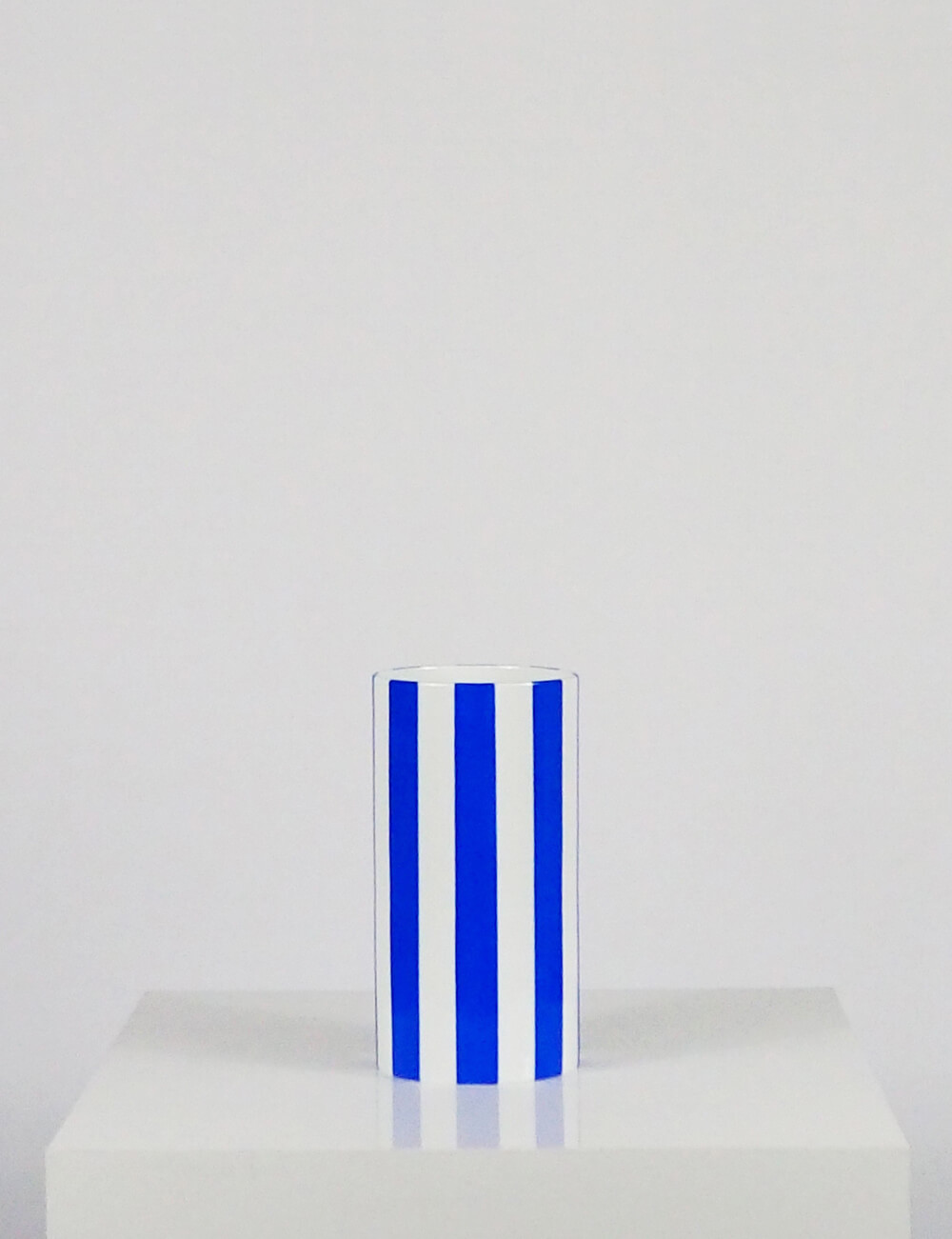 Vase bleu foncé porcelaine limoges