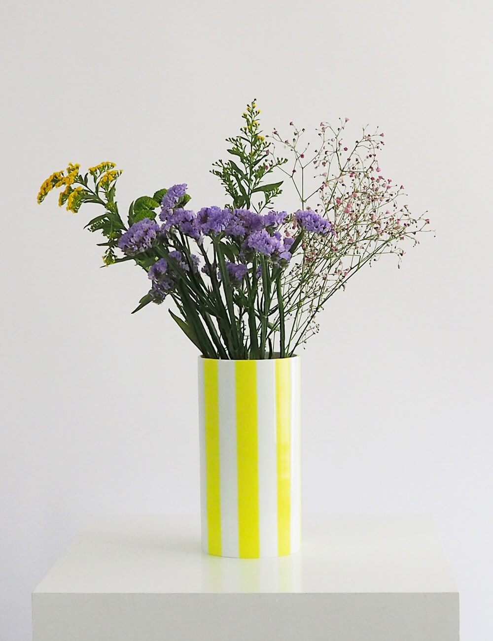 Vase jaune porcelaine limoges