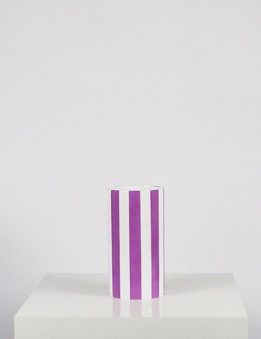 Vase mauve porcelaine limoges