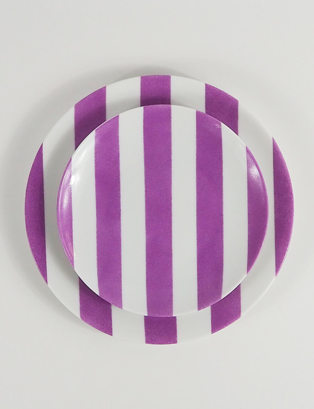 Assiettes violet