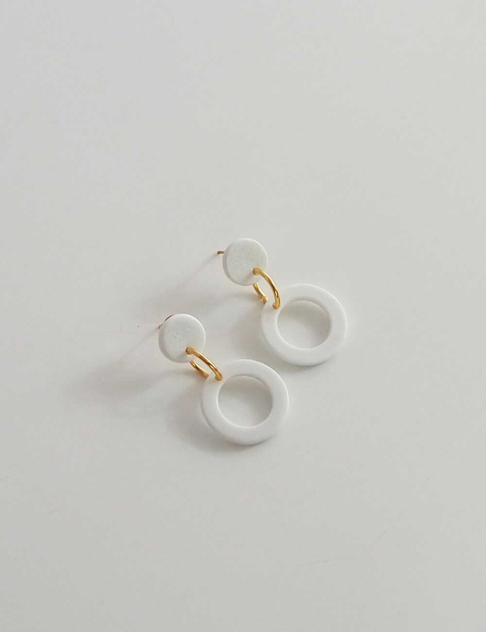 Boucles d'oreilles paris blanc